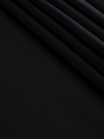 черный уголком