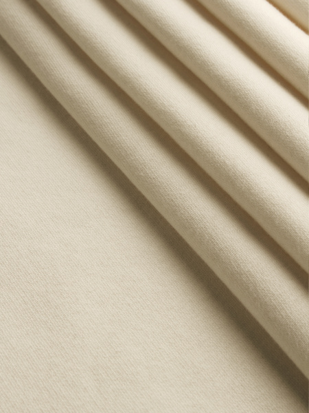 нюд уголком